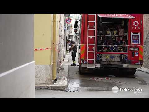 Video Corato, lincendio in via SantElia: tre famiglie sgomberate, sei unità immobiliari inagibili