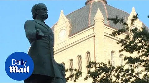 More U.S. cities across the country remove Confederate monuments - Daily Mail