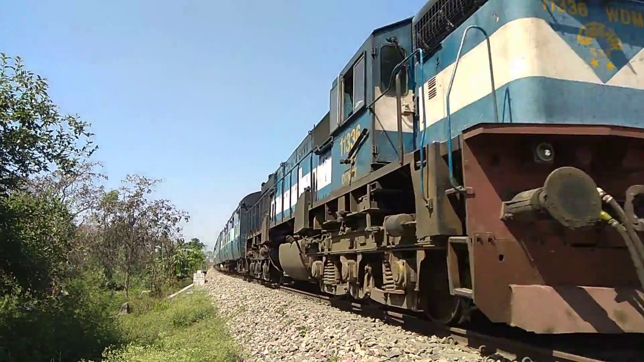Afternoon Passenger Train To Bareilly From Lalkuan NER Indian
