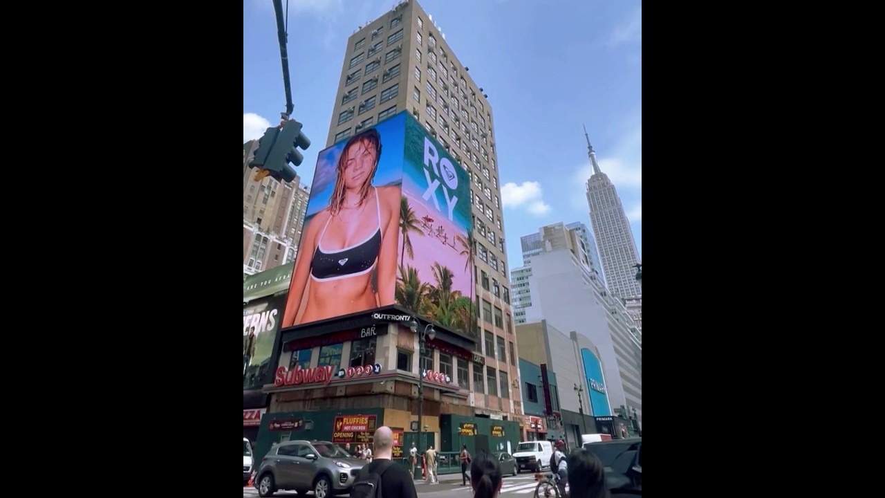 #OnTheBeach, but make it NYC 🍎