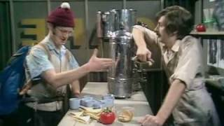 Monty Python's Flying Circus 3x08 The cycling tour subtitulado 1/3