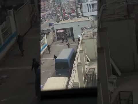 Footage of protest and shooting at CBN office at Akpakpava, Benin City