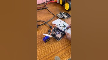 Servo Motor control using WeMos D1 R32