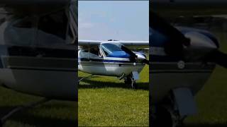 Cessna 177 Cardinal RG pulling up to park. Mass arrival Resimi