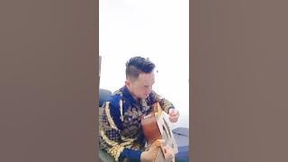 yg setuju Randa bawakan lagu yg dipopulerkan FAUZANA 'Basarok Mato Urang' komen yg bnyak ya guyss 😁