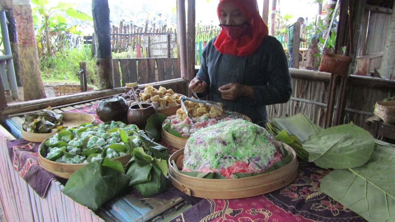 JAJANAN PASAR GETHUK, CENIL, KLEPON ,SEPE SAWUT | KULINERAN JAWA PASAR DHOPLANG