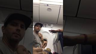 Family Kicked Off Delta Flight Over Kid's Seat