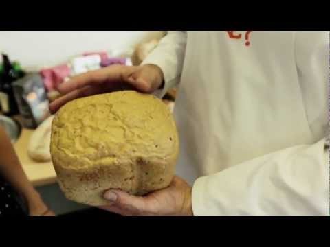 Video: Hoe Maak Je Baguettes In Een Broodbakmachine?