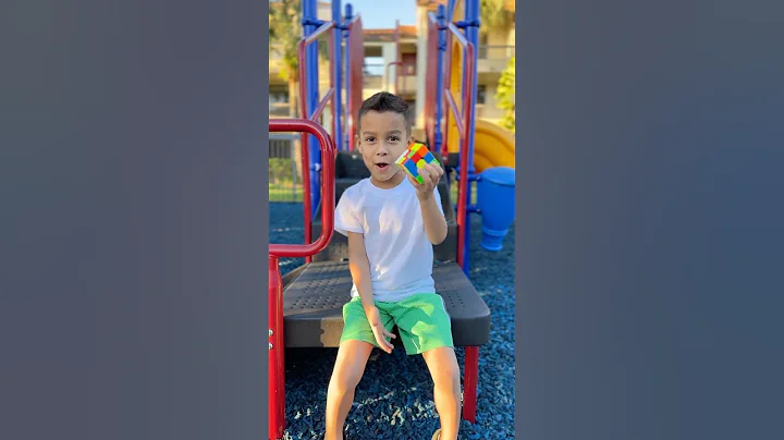 5 Year Old Genius Solves Rubiks Cube Fast 🤯🧩 Jelijah Diaz #rubikscube #smartkids #solverubikscube
