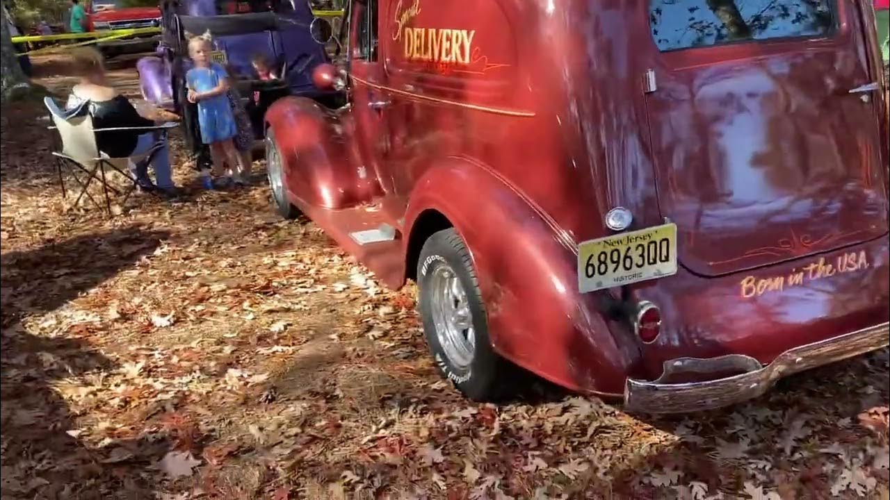 Pumpkin run car show! YouTube