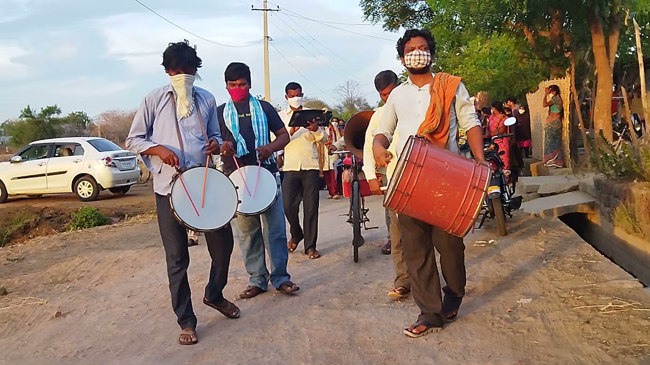 Allaru mudduga perigindi mahalaxmi song in musical band