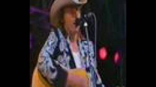 Dwight Yoakam - It Only Hurts Me When I Cry chords