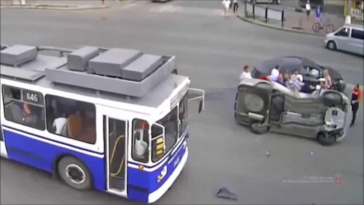 Авария бмв волгоград