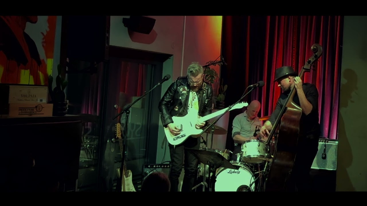 Raknes, Maarud, Vespestad live ll