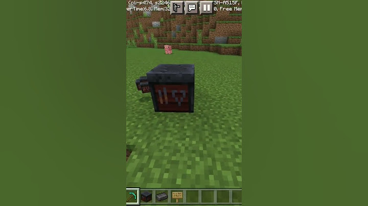 How to make a netherite pickaxe..