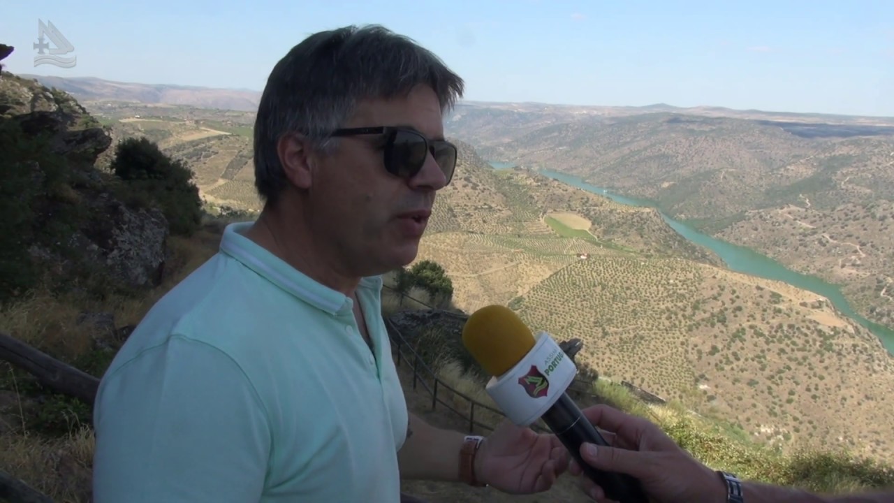 A simpática vila de Freixo de Espada À Cinta 04 (Programa Assim é Portugal Oficial)