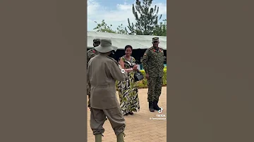 Gen Muhoozi Kainerugaba Welcomes Gen Museveni With A Salute Museveni Uganda 