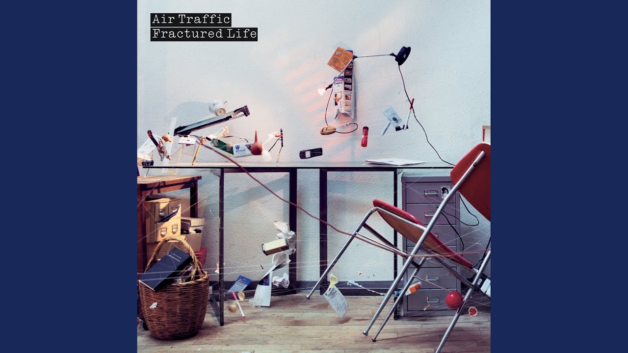 Time goes by — Air Traffic (video)