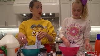 MAKING HOLIDAY SLIME WITH MIRANDA SINGS!!