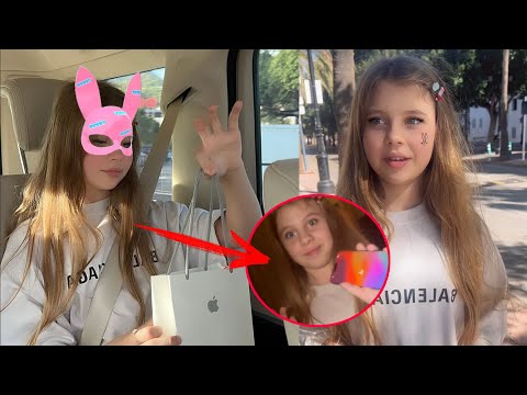 Дане подарили новый iPhone 15 Pro / Диана и Дана распаковывают