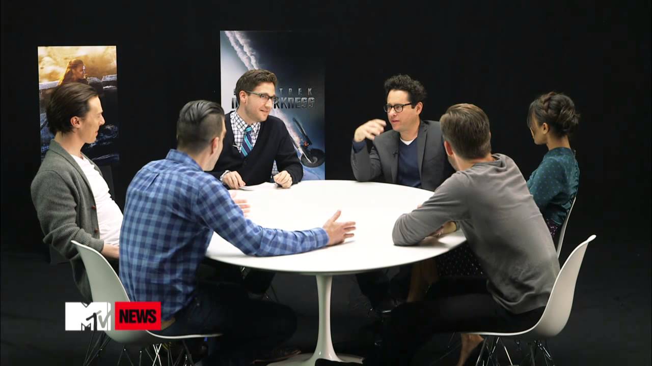 Zachary Quinto Explains 'Cumbersome' Space Suit #5 HD