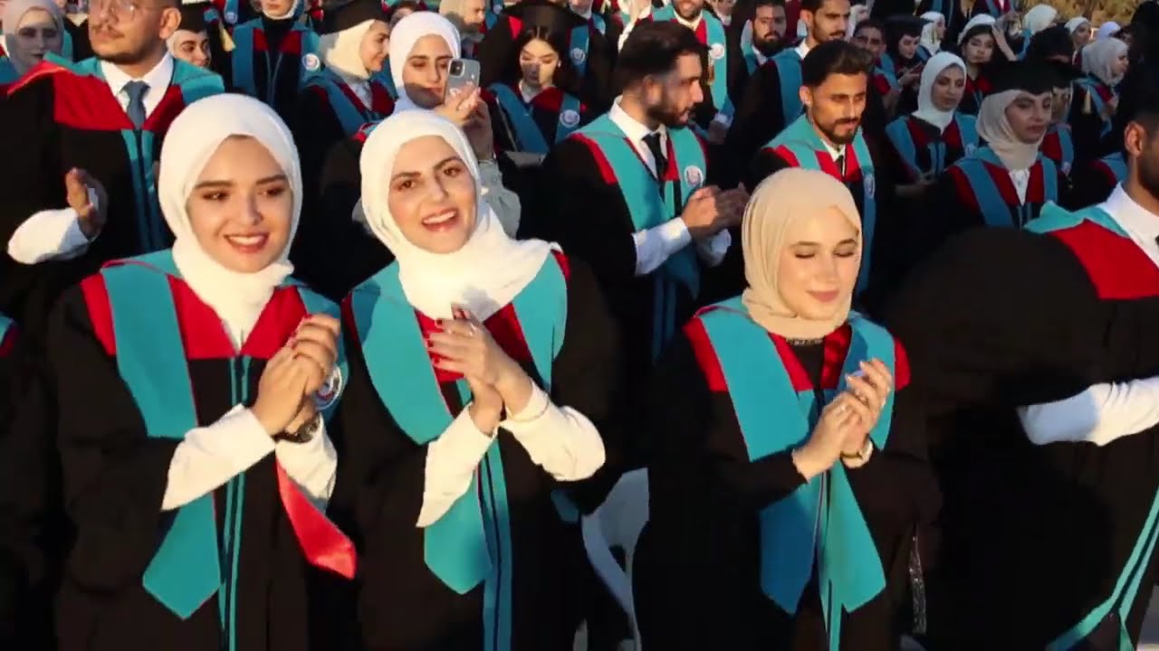 حفل تخريج كلية طب الاسنان  جامعة العلوم والتكنولوجيا الفوج السادس والثلاثيين