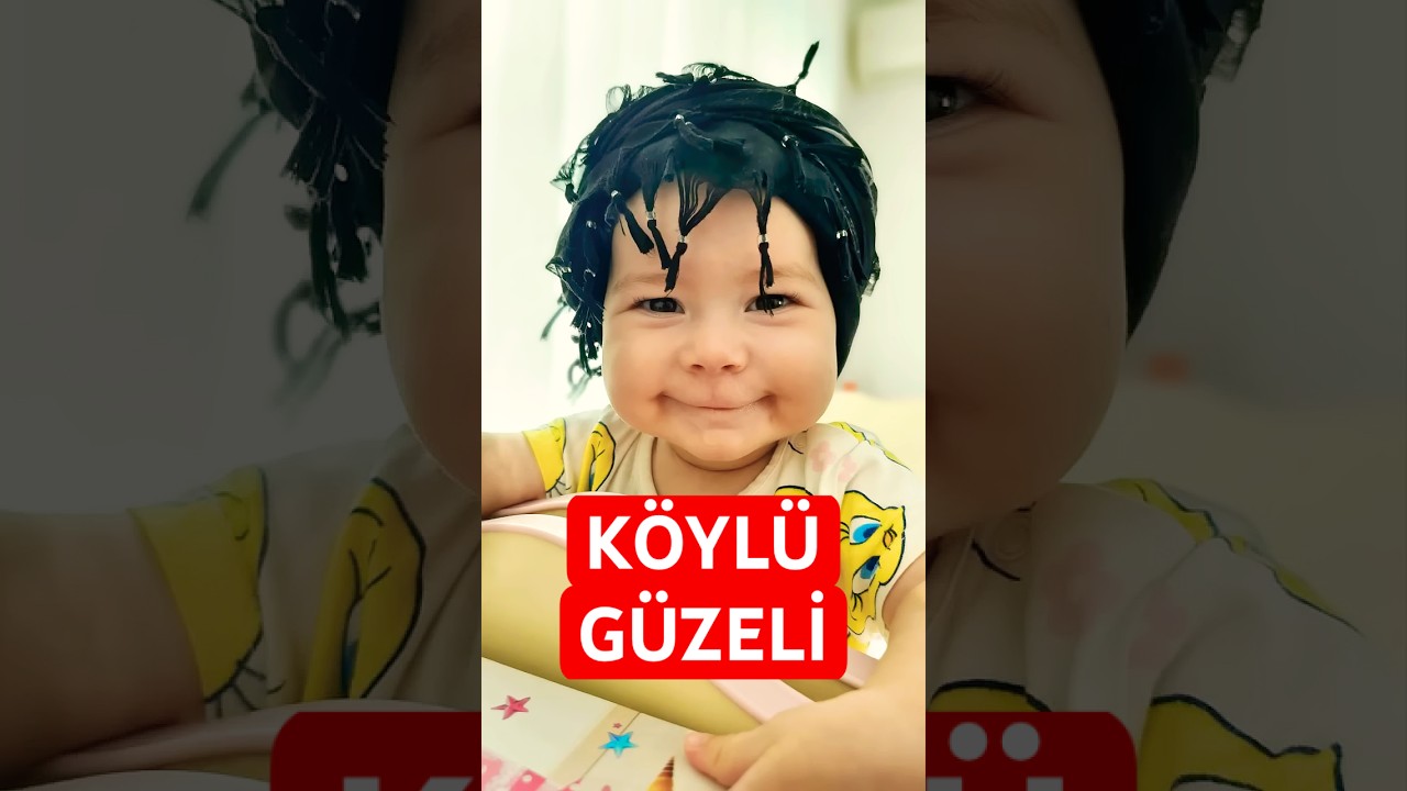 Kafasına Yazma Bağlayıp Kameraya Şov Yapan O Tatlı Bebek! 😂 Akıma Bak #shorts #tbt | Çelik Ailesi