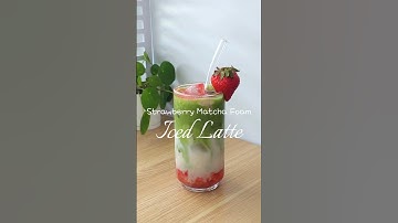 Strawberry Matcha Foam Iced Latte #homecafe #matcha #strawberry #matchastrawberry #barista #latte