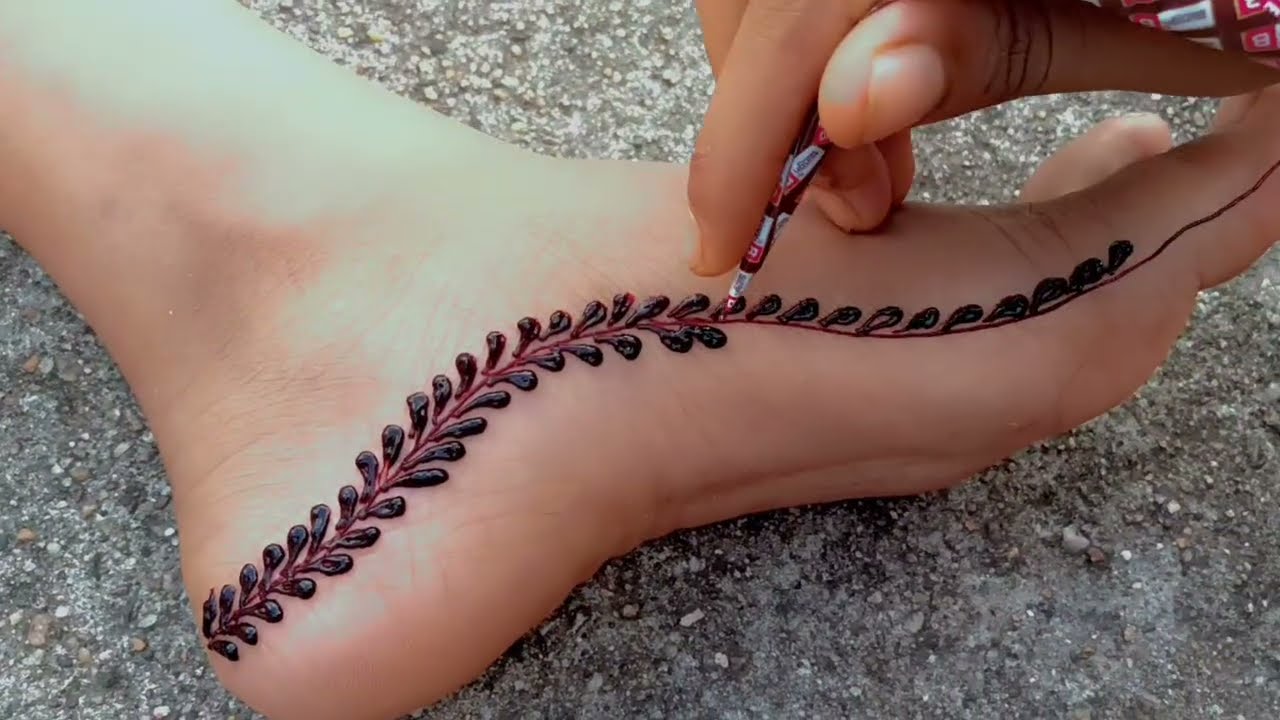 Leg mehendi design। simply mehendi design for leg। mehendi design leg easy।পায়ের মেহেদী ডিজাইন