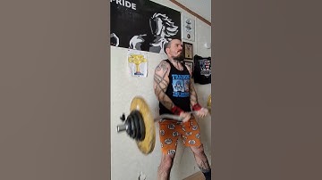 Strict curl training #fitness #powerlifting #strictcurl #gym #shorts