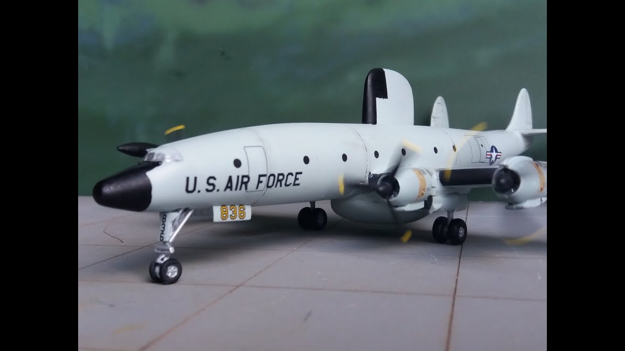 Ec 121 Vietnam Academy EC-121 Warning Star Plastic Model Airplane Kit 1/144 Scale  #12637