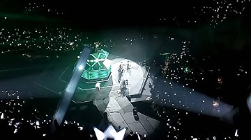 #EXOluXionInManila MACHINE+DROP THAT+LET OUT THE BEAST+RUN