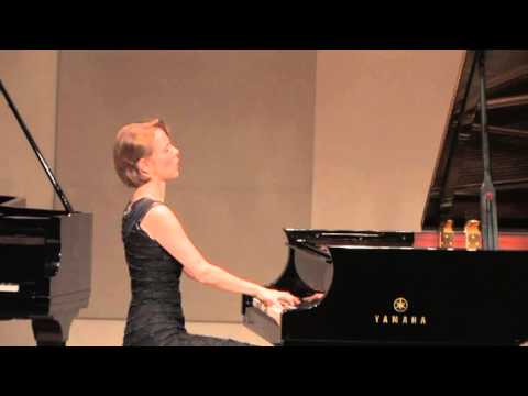 Mozart: Sonata in C minor,  K. 457; Magdalena Baczewska, piano