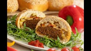 Der ultimative Pannonische Ofen-Burger! Saftiges Fleisch im Teigmantel