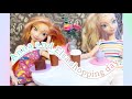 Anna and Elsa shopping day 🛒