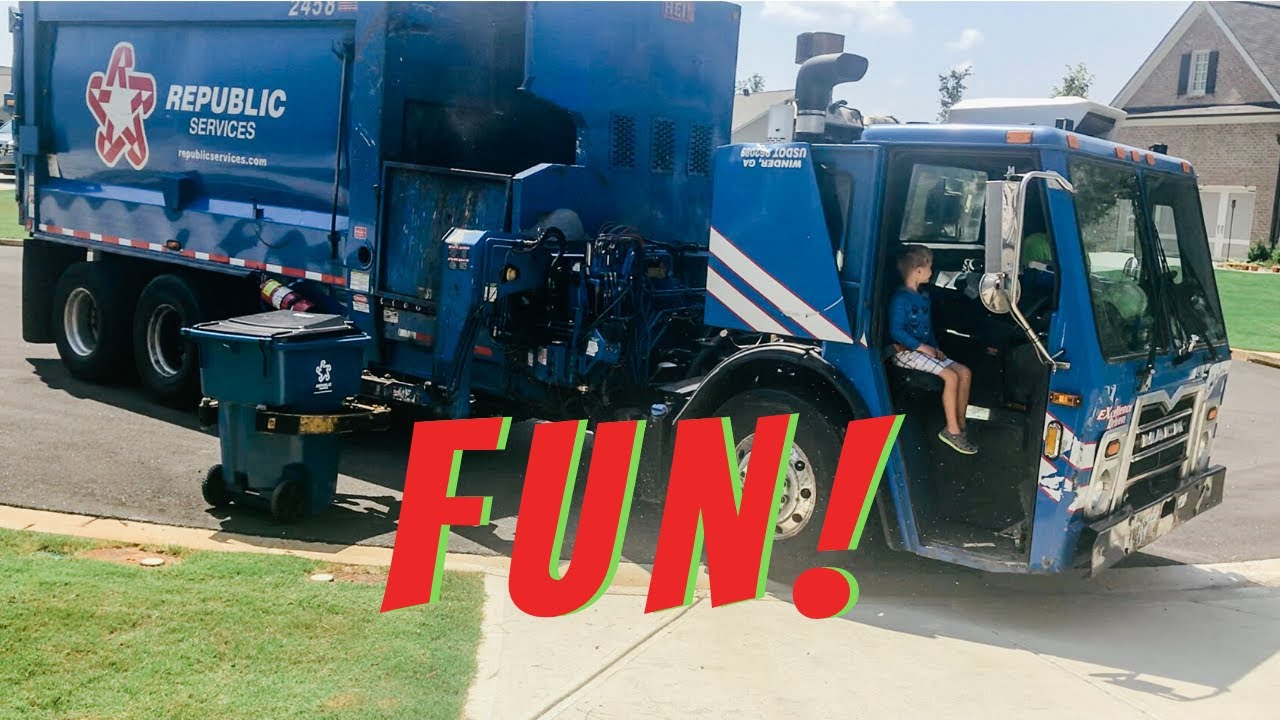 garbage truck kid video garbage truck kid video