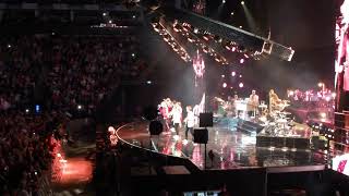 ROD STEWART - live XMAS PARTY O2 -20/12/19 - MAGGIE MAY