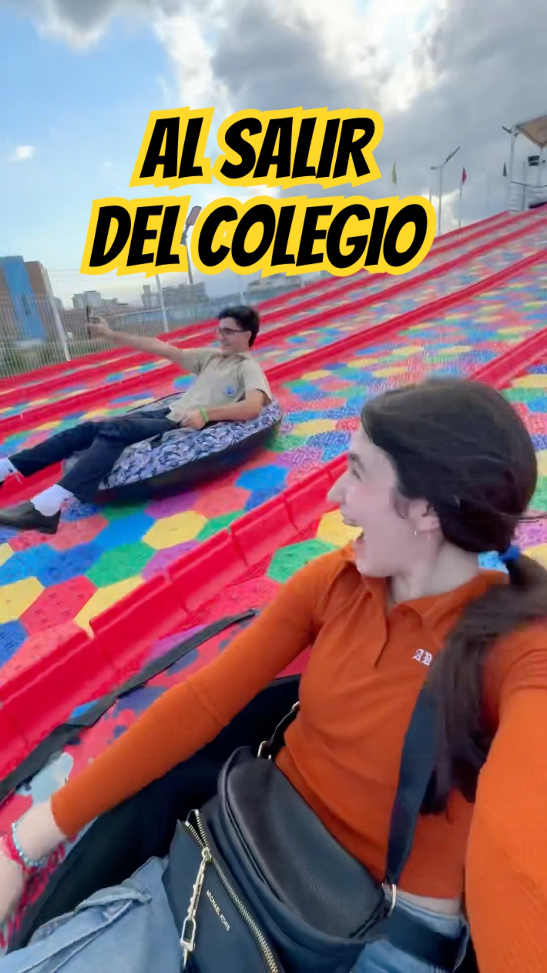 Al salir del colegio tuvo un día COOL????