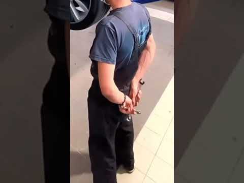 Прикол над коллегой