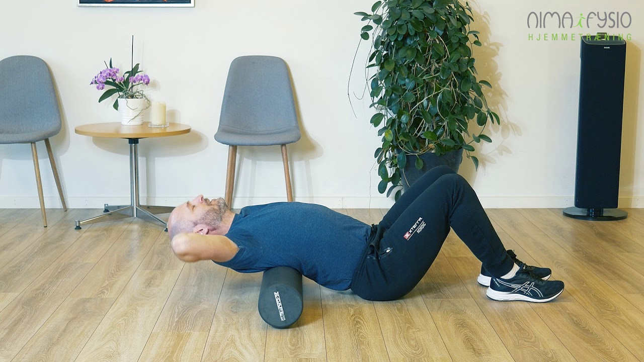 Ryg-extensions - Øvelse med foamroller - NIMA FYSIO - YouTube