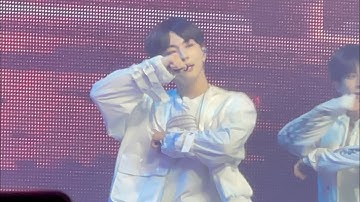 221008 - Enhypen - Future Perfect (Pass the Mic) -Jungwon Fancam - Manifesto World Tour - Houston TX