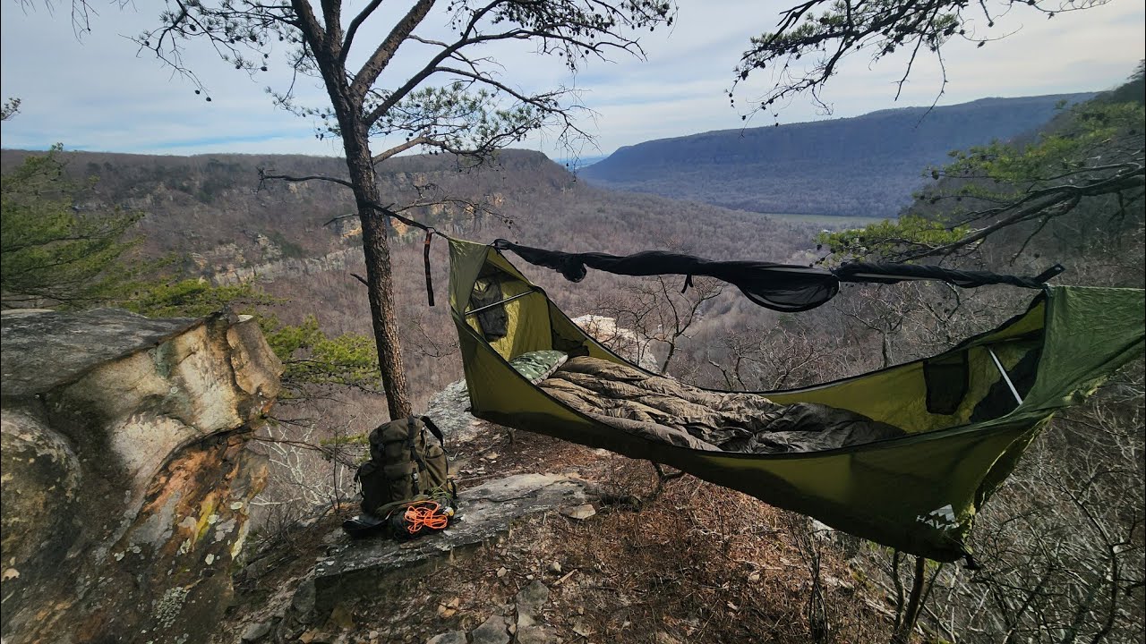 Hammock Camping on a Cliff