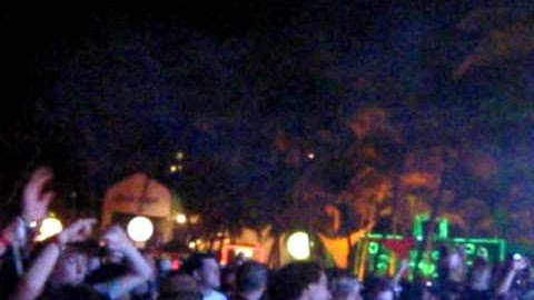 Zouk out 2009 Miss Kittin and Hacker part 4