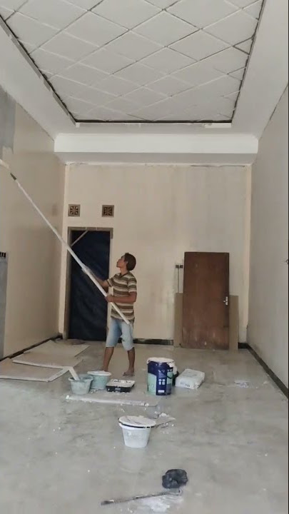 Ngecet pake dulux premium guys #shorts #dulux #jasabangunrumah