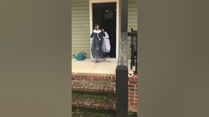 His first time trick-or-treating didn’t go well 😂