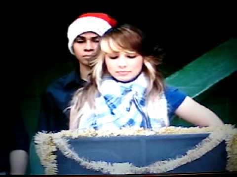 "The Christmas Song" Nicole Hernandez