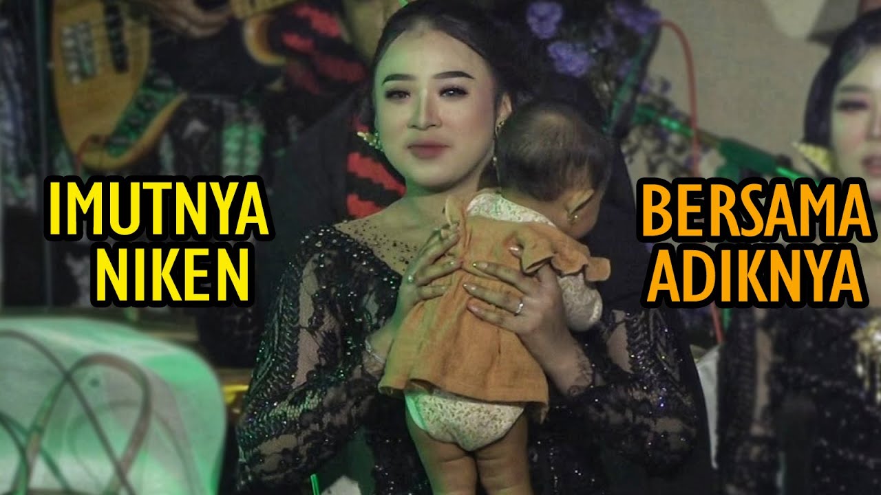 Lucunya Adya Adik Niken Saat Di Panggung