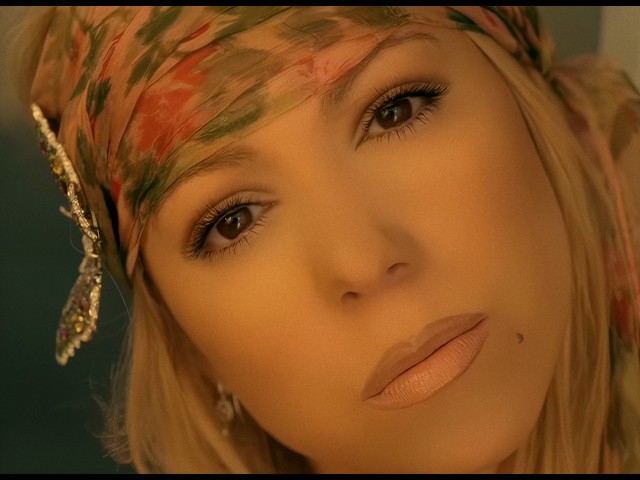 MARIAH CAREY bringin' heartbreak マライア Mariah Carey - Bringin' On The Heartbreak - YouTube