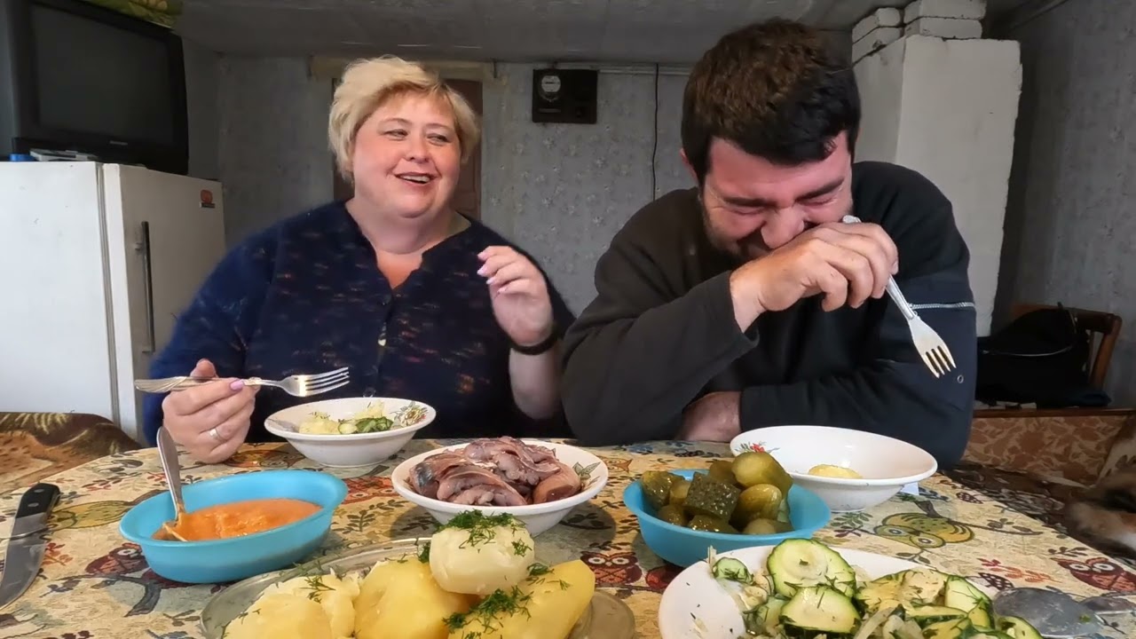 Мукбанг  / Селёдка  с картошкой /