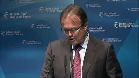 Open Ministerial session: Accelerating the transition (full recording)